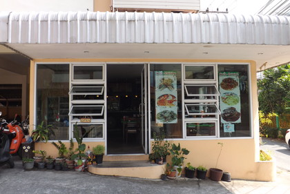 お店の外観